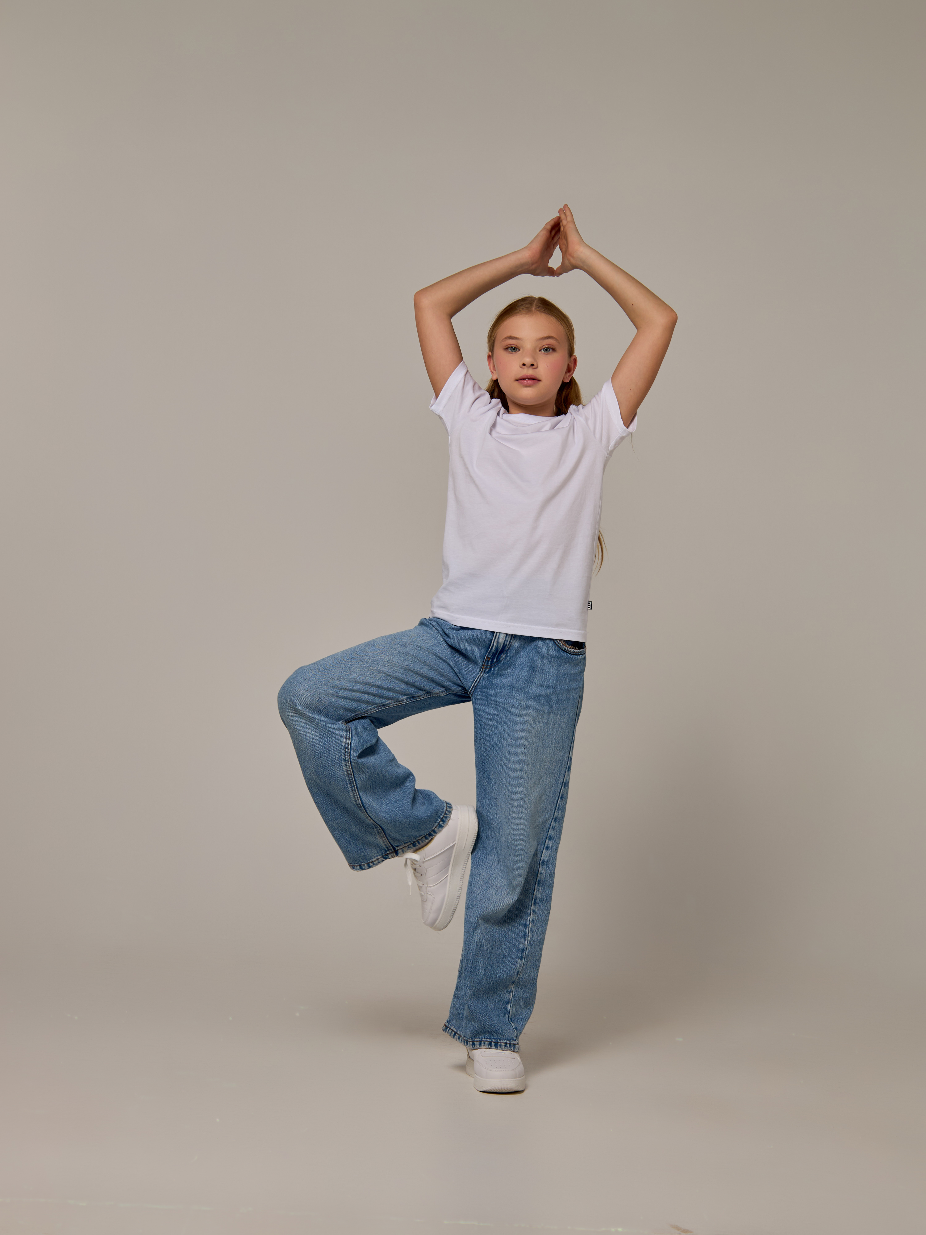 Футболка однотонная для девочки белый